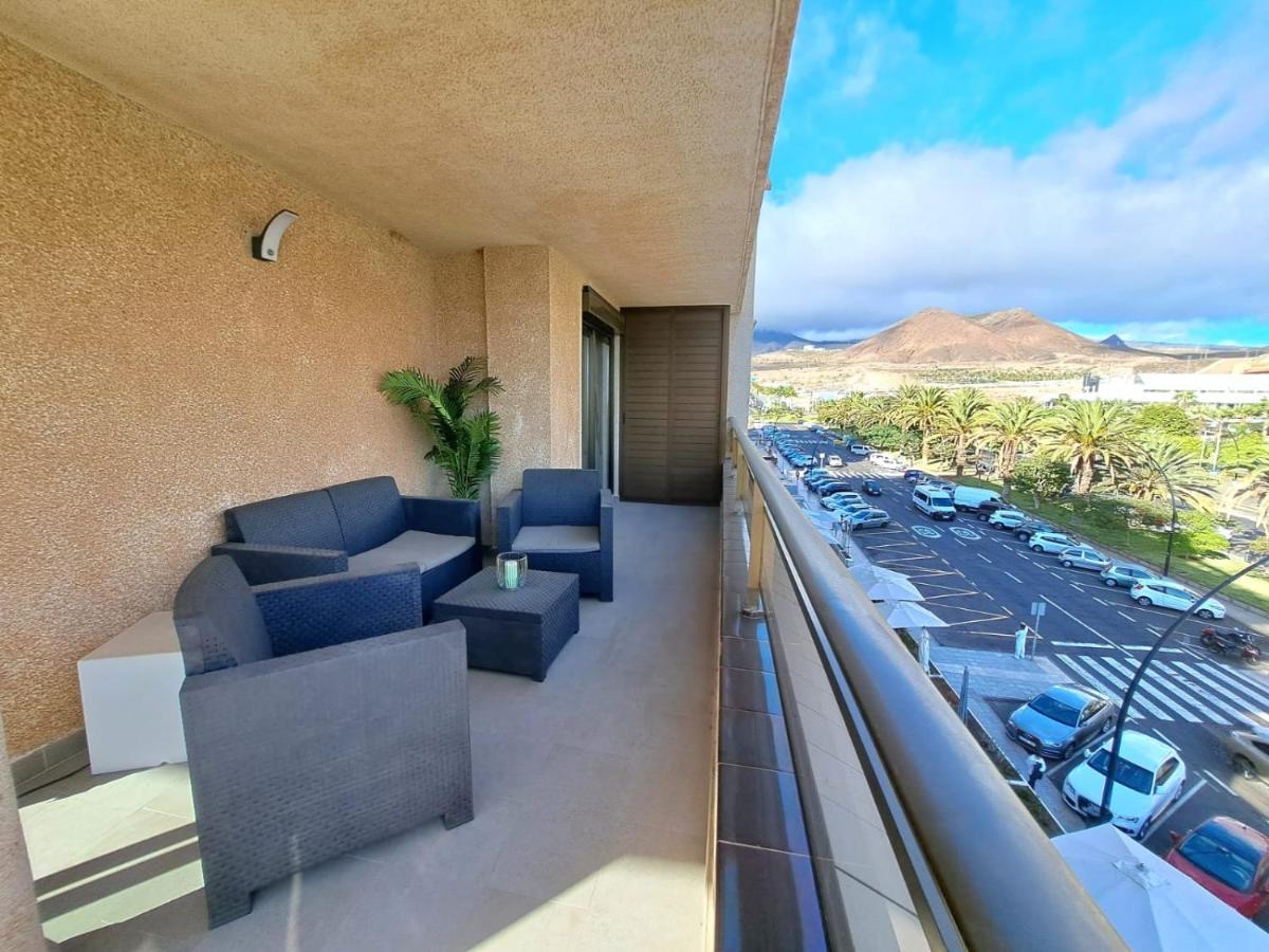 Newly Reformed 2 Bedroom Apartment In The Center Of Los Cristianos Los Cristianos  Exteriér fotografie