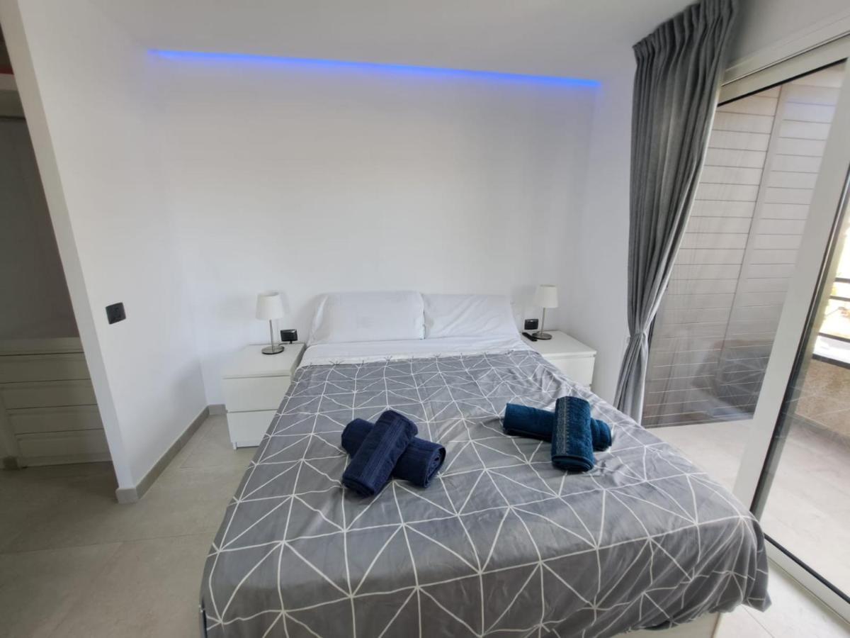 Newly Reformed 2 Bedroom Apartment In The Center Of Los Cristianos Los Cristianos  Exteriér fotografie