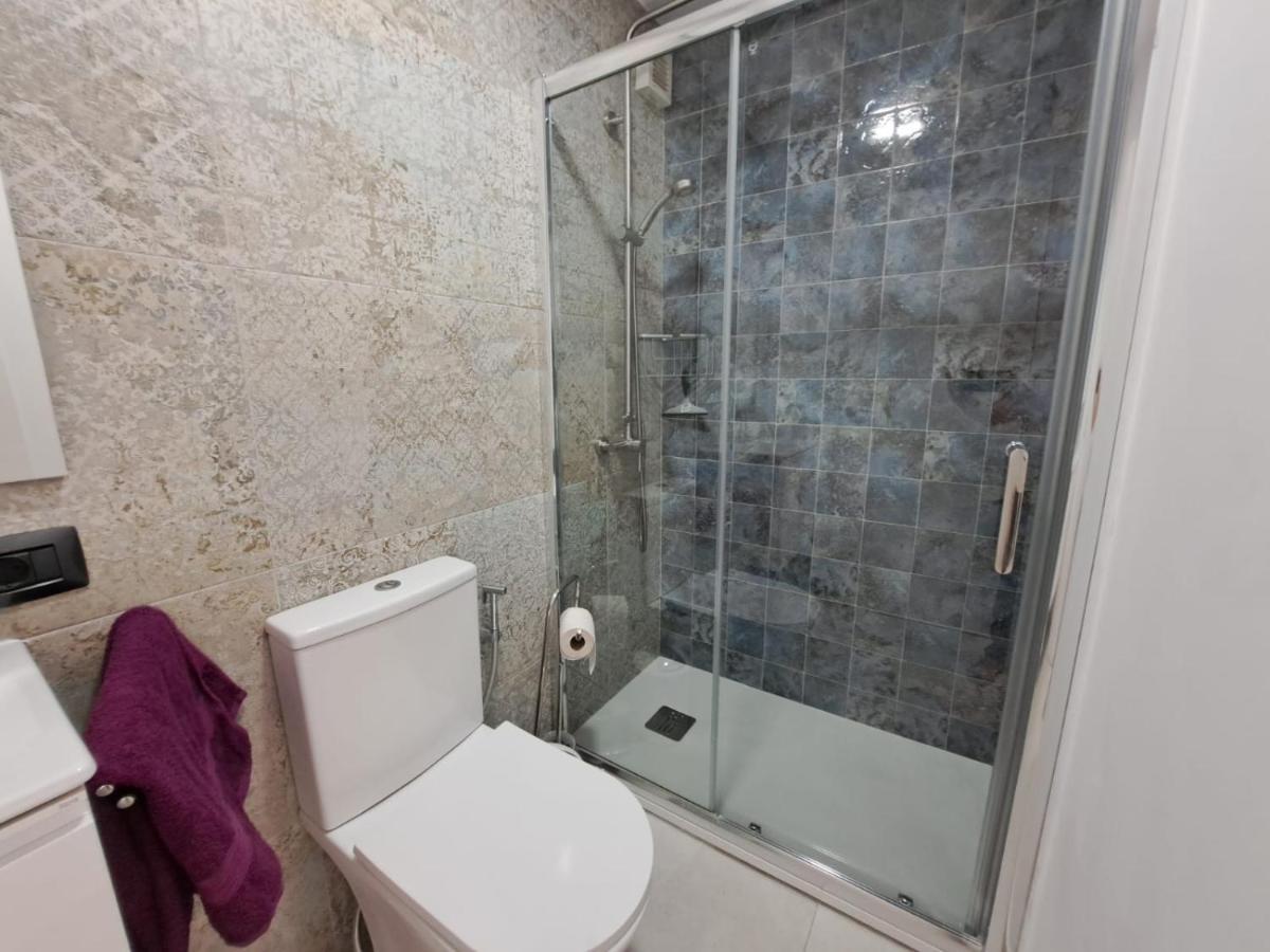 Newly Reformed 2 Bedroom Apartment In The Center Of Los Cristianos Los Cristianos  Exteriér fotografie